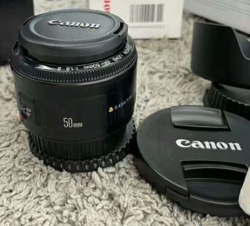 Canon lens 50 1:8 II