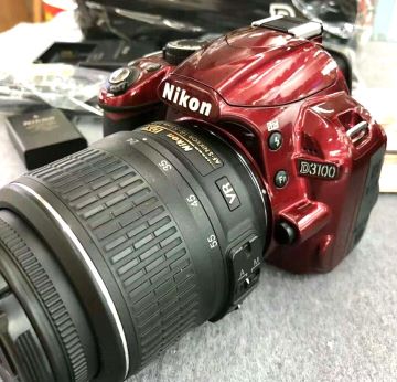 Nikon D3400  8-55mm lensR
